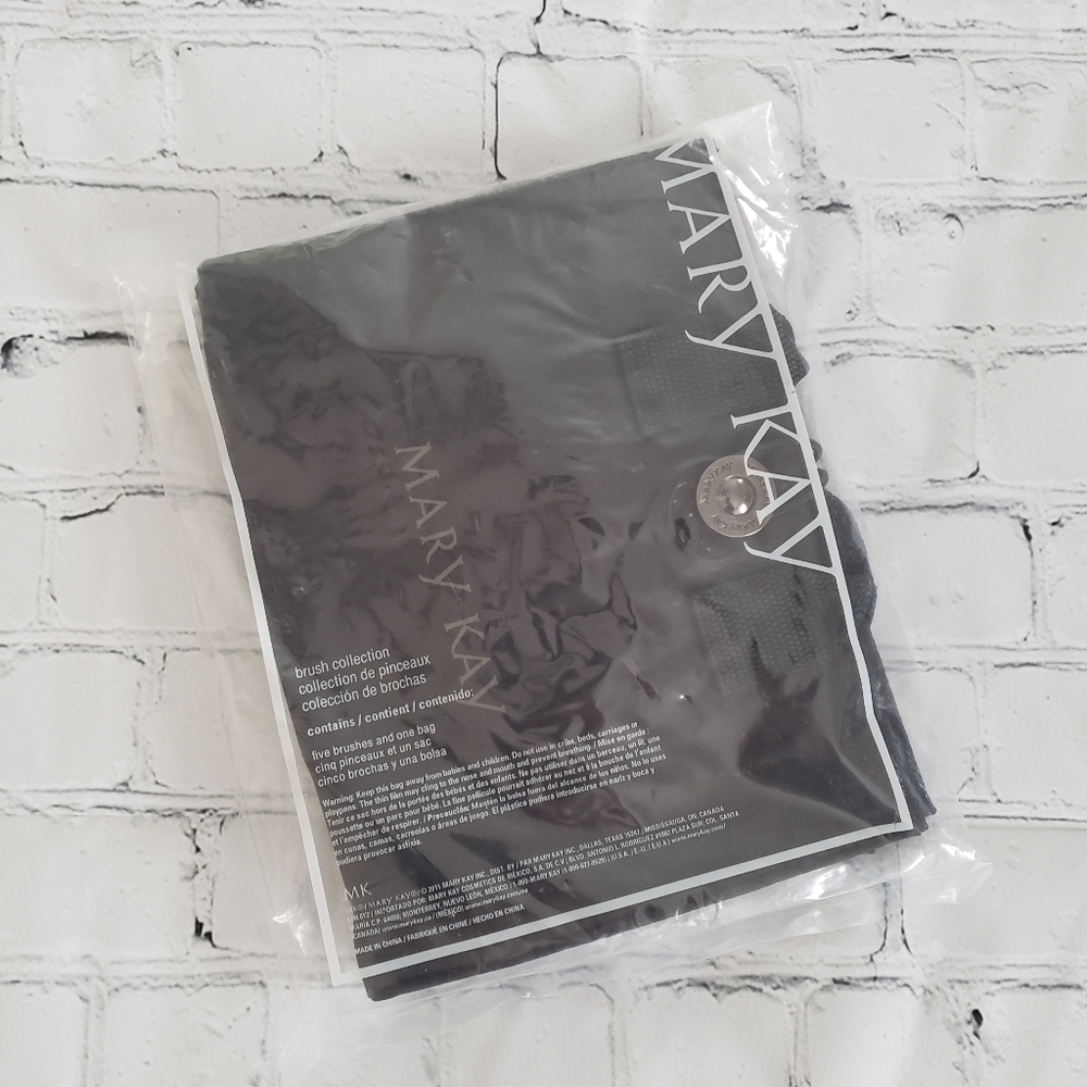 Mary Kay Brush Collection